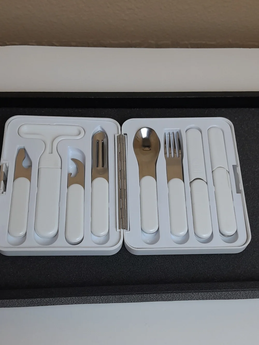 Crate&Barrel White Portable Gadget Set - 8-Piece